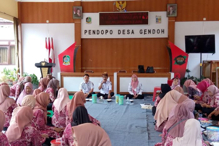 Pertemuan Paguyuban Kader Posyandu Desa Gendoh