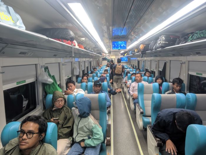 KAI Daop 9 Sediakan 170 Ribu Kursi dan Diskon 30% Selama Libur Sekolah