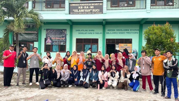 KKN UINSA Satu Hati dengan Warga Jubellor