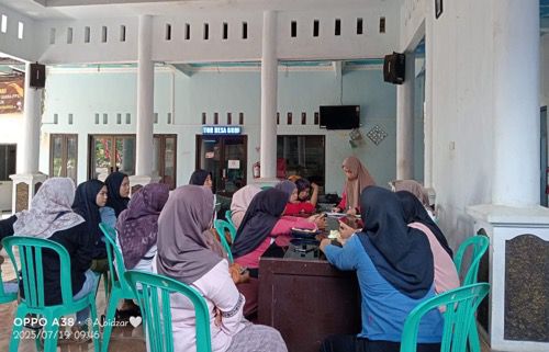 Persiapan Kader Desa Gumuk untuk Meriahkan Grand Opening Osing Wonderland
