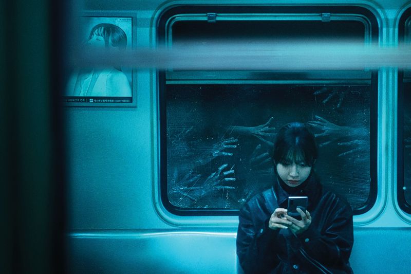 Bagaimana Sifat Buruk Manusia Dikemas jadi Horor di Film Ghost Train