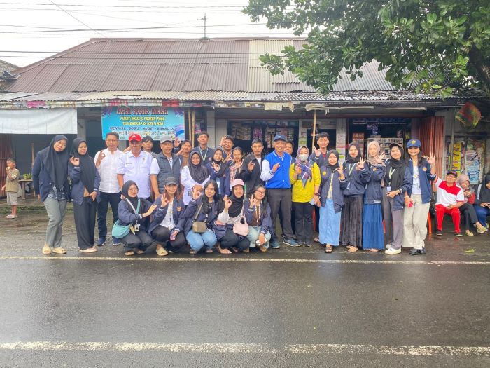 Kades Tamansari bersama Plt. Camat Licin Saksikan TdBI 2025 Stage ke 3 ditemani Mahasiswa KKN UNEJ