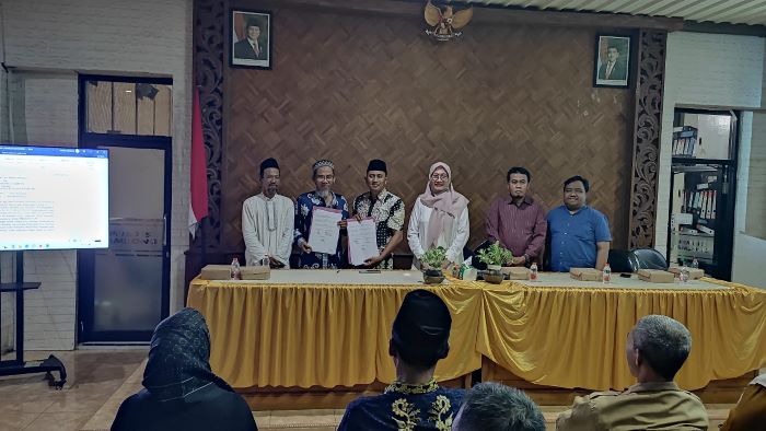 Sosialisasi TPA dan Pengesahan Perdes, Tambong Mantapkan Langkah Menuju Pengelolaan Sampah Berkelanjutan