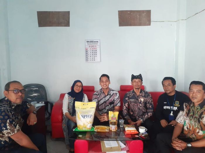 Kopdes Gumuk Merah Putih Gandeng Bulog Banyuwangi: Perkenalkan Produk Pangan untuk Warga Desa