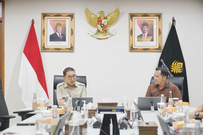 Menbud Dukung Pelestarian dan Pengembangan Budaya Pulang Pisau