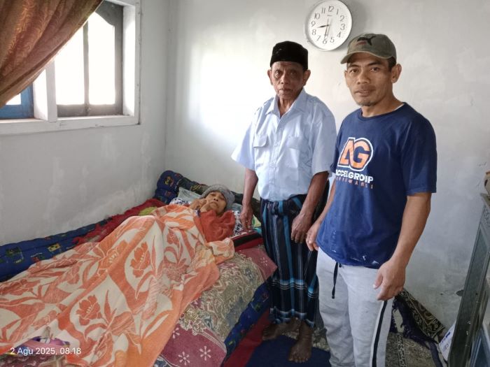 Penyerahan Bantuan Kursi Roda untuk Warga Dusun Jambu oleh Pemdes Tamansari dan PSM