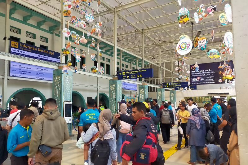 Sambut HUT RI, Ada Diskon Tiket Kereta Api 20 Persen