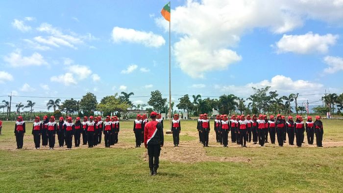Persiapan HUT RI ke-80 Paskibra Kecamatan Tegaldlimo Latihan di Lapangan Kedungasri