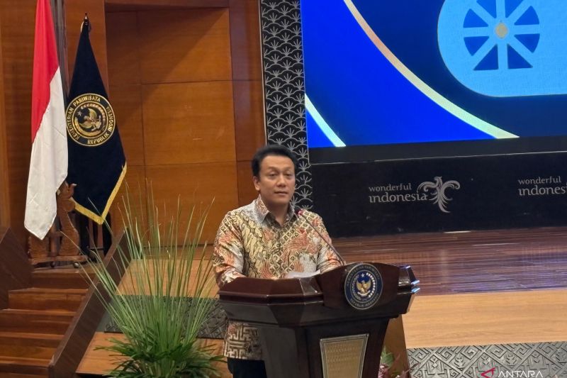 Wamen LH Soroti Perlunya Penanganan Sampah di Destinasi Wisata