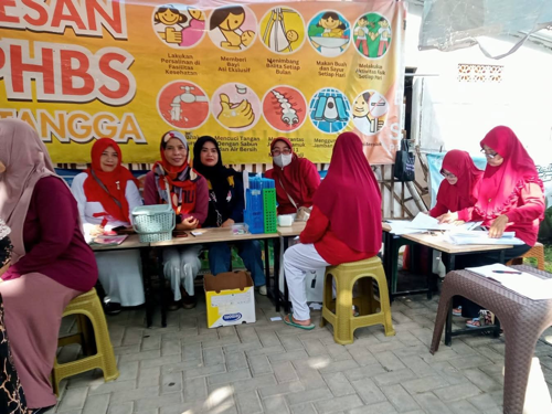 Pelayanan Posyandu di Perum Kalirejo Dihadiri Ketua PKK Desa Kalirejo