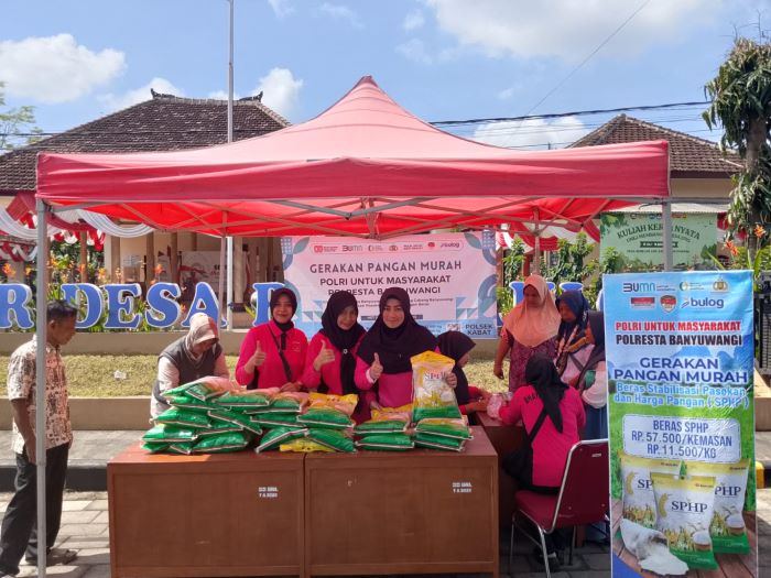 Kantor Desa Benelanlor Menjadi Tempat Gerakan Pasar Murah
