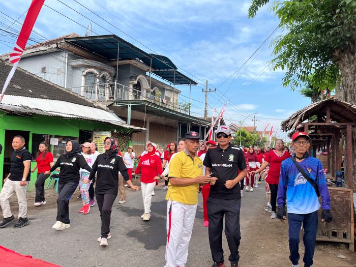 Pemdes Gintangan Gelar Senam Zumba Bersama se-Kecamatan Blimbingsari