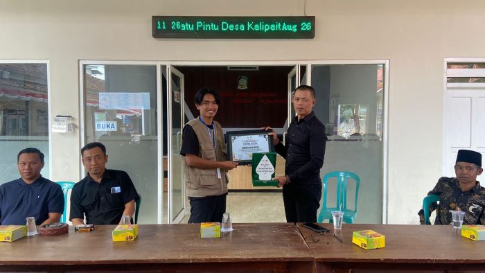 Pelepasan dan Perpisahan Mahasiswa KKN Universitas Ibrahimy Banyuwangi di Desa Kalipait