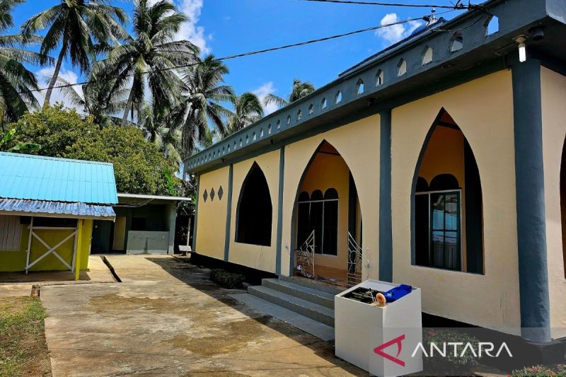Lanal Ranai Renovasi Rumah Ibadah dan Rumah Baca di Natuna