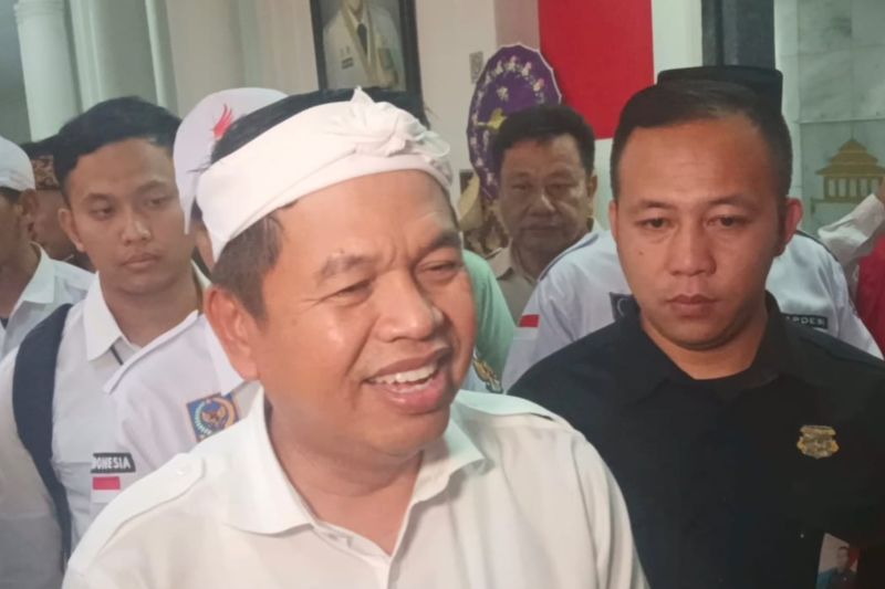 Dedi Mulyadi Akan Ganti Transferan Dana untuk Desa jadi Saham BJB