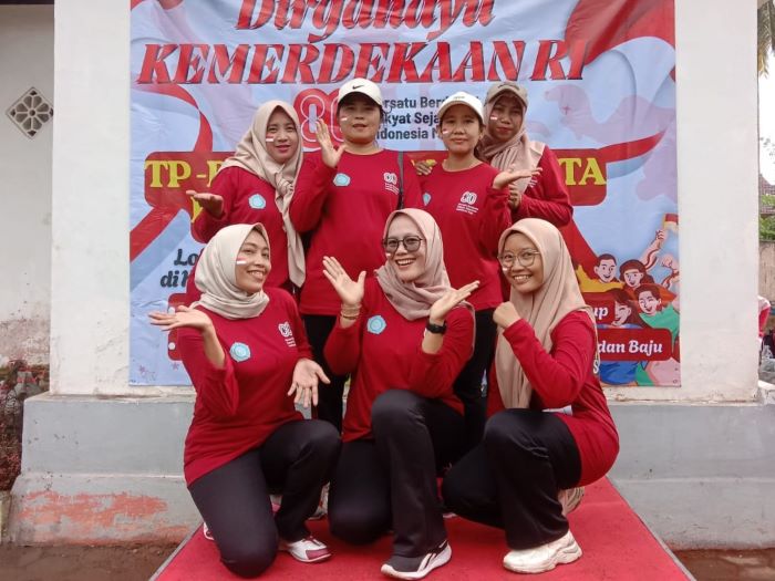 Tim PKK Desa Sumbermulyo Mengikuti Lomba Tingkat Kecamatan untuk Memperingati HUT RI ke-80