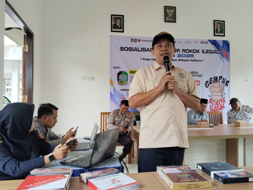Perwakilan Desa Kalibarumanis Ikuti Sosialisasi "Gempur Rokok llegal" di Kantor Kecamatan Kalibaru
