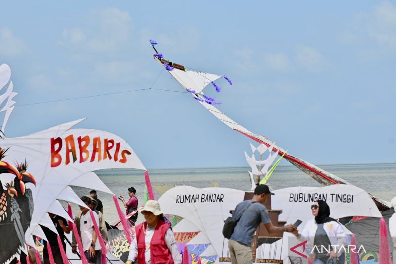 Melestarikan Layangan Dandang Warisan Budaya Khas Kalimantan Selatan