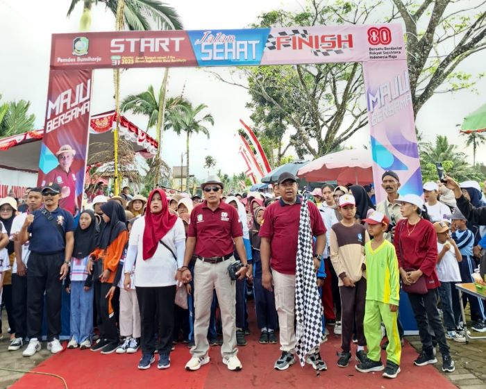 Desa Bumiharjo Tutup Rangkaian Kegiatan HUT RI dengan Jalan Sehat