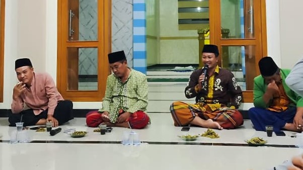 Kepala Desa Pendarungan Hadiri Rapat Pemantapan Maulid Nabi di Masjid Darul Falah Dusun Kertosari