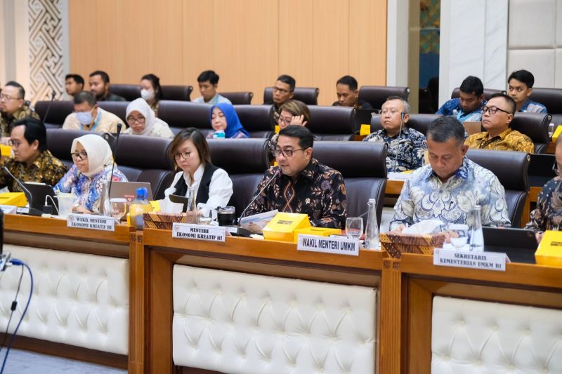 Menkraf Sebut Pertumbuhan Investasi Sektor Ekraf Capai Rp90,1 Triliun