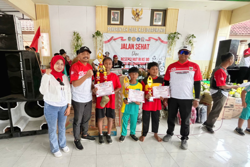 Desa Kalibarumanis Tutup HUT RI yang ke 80 dengan Jalan Sehat