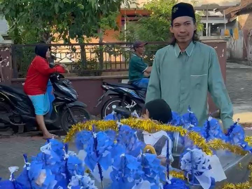Kades Adi Buka Kirab Endog Maulid Nabi di Mushola Bani Ridwan Dusun Krajan