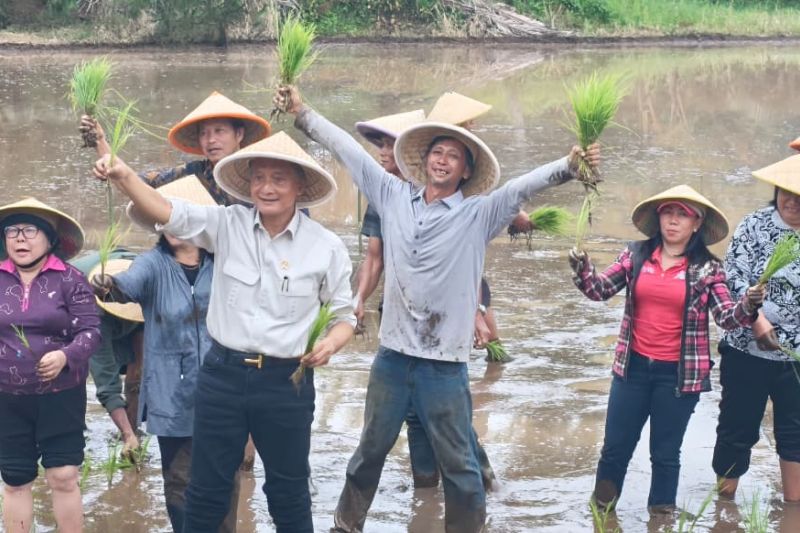Kementerian PU Kembangkan JIAT di Desa Wasian Minahasa