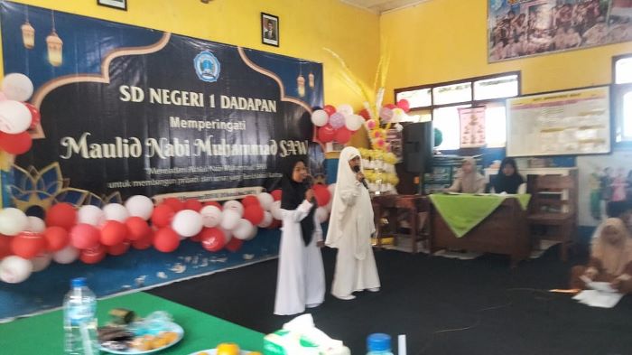 SDN 1 Dadapan Gelar Peringatan Maulid Nabi Muhammad SAW dengan Semangat Kebersamaan