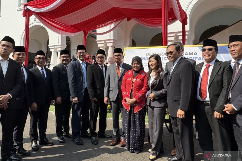 Menkomdigi Sebut 2.333 Desa Belum Terkoneksi Internet