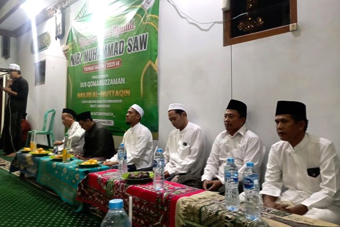 Warga Dusun Gedong Gelar Peringatan Maulid Nabi Muhammad SAW dengan Penuh Khidmat