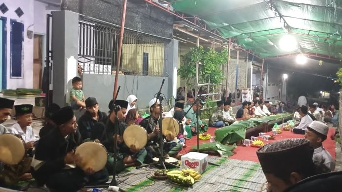 Jamiyah Tahlil Nurul Jannah Gelar Maulid Nabi, Kades Ajak Warga Daftar Perlinsos 2025