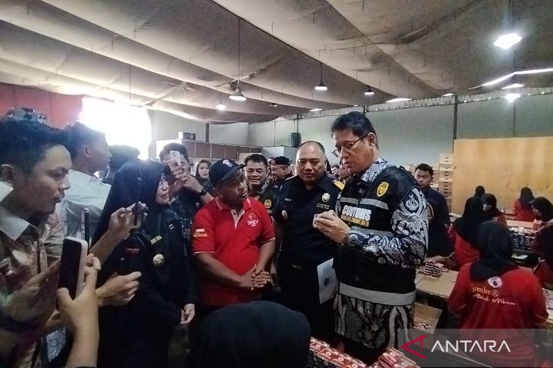 Menkeu Komitmen Tertibkan dan Dorong Pasar Rokok Lebih Adil