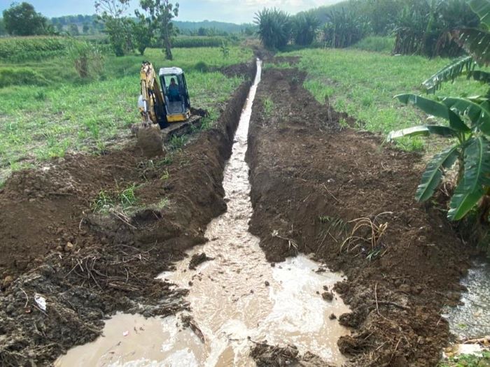 Desa Pamotan Laksanakan Normalisasi Sungai Salebo untuk Percepat Aliran Air