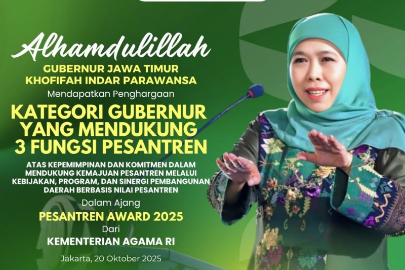 Gubernur Jatim Dapat Pesantren Award 2025 dari Menteri Agama