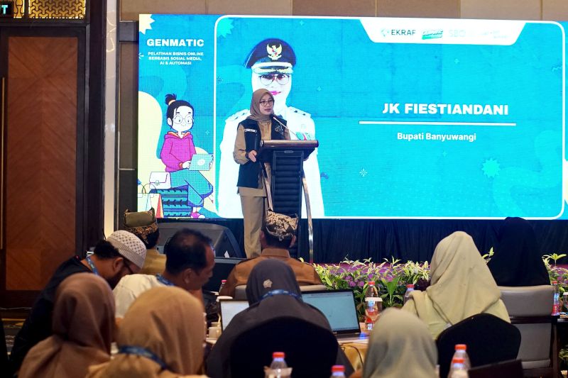 Puluhan Anak Muda Banyuwangi Dilatih Strategi Bisnis Digital Kreatif