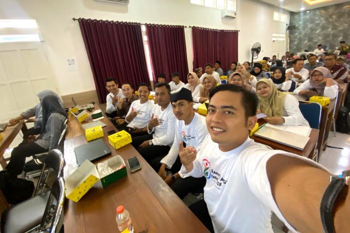 Bersama Operator UGDK se-Kabupaten Banyuwangi, Operator UGDK Desa Dadapan Ikuti Bimtek UGDK