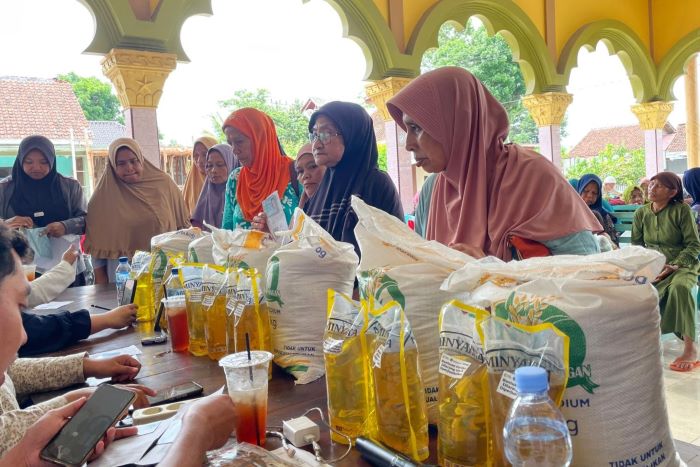 Penyaluran Bapang Alokasi Oktober-November 2025 di Desa Parijatah Kulon