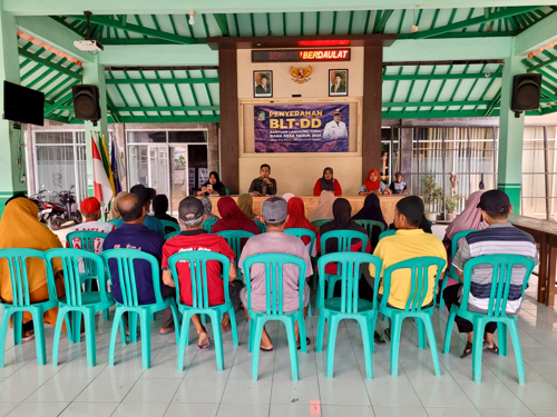 32 KPM di Desa Kalirejo Terima Penyaluran BLT DD