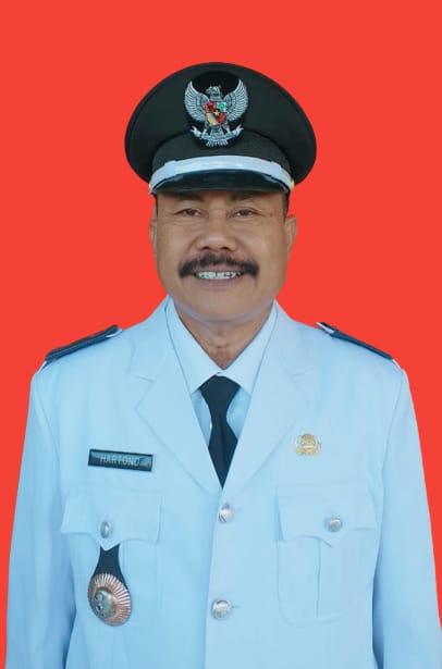 Foto Kepala Desa Candisari
